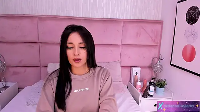 HannaTaylor webcam