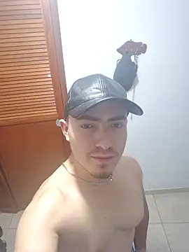 TouchDaddy4 webcam