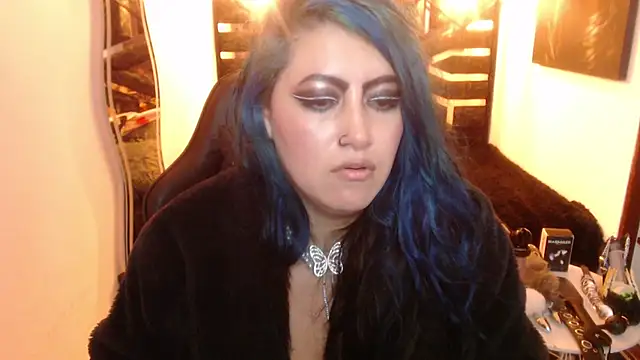 scarleth_blue webcam
