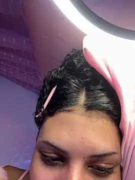 Kellomisyrose - Trans webcam sex chat