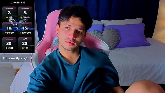 Issac_james_ live cam
