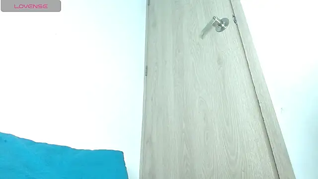 avaleri_cherry webcam