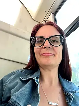 NataKitten Live Webcam on Stripchat