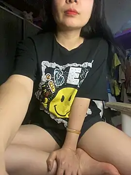 Ivy_Trix2 webcam