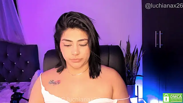 lucy26_ webcam