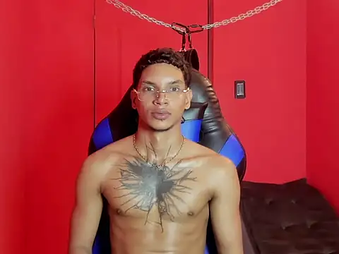 kai_storm77 webcam