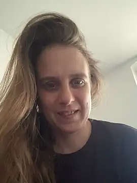 Chantalee webcam