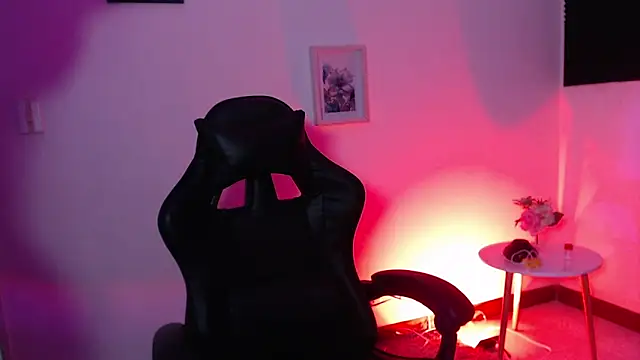 Ivvy_Bloom webcam