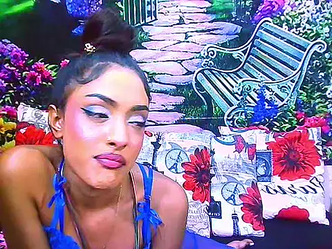 IndianPretty14u2Luv webcam
