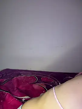Valen-Foxx1 webcam