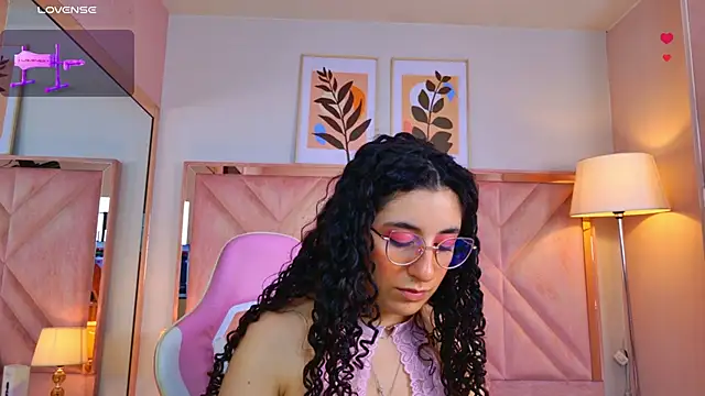 DemiJones_ webcam