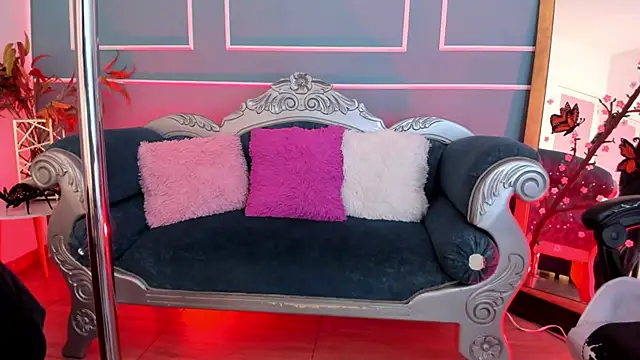 TaraTaylorr live cam