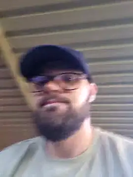 BeardedCubZA webcam