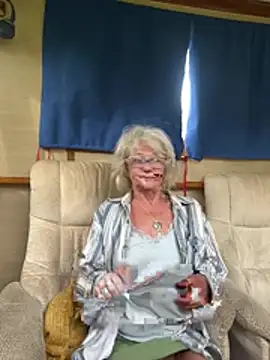 ladyboatlady webcam