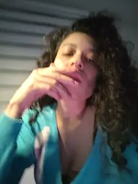 Miss_Carmilla webcam