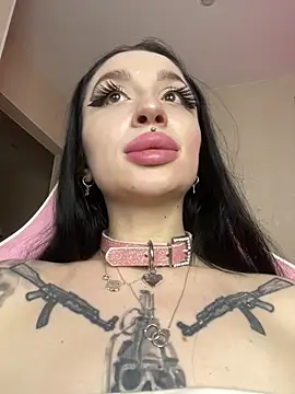 Molly__Moon webcam