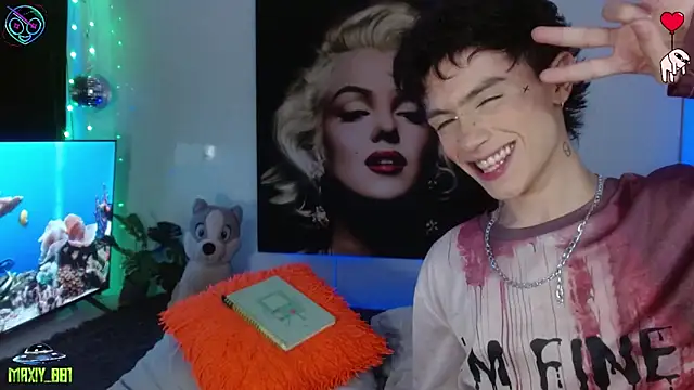 maxiy_001 webcam
