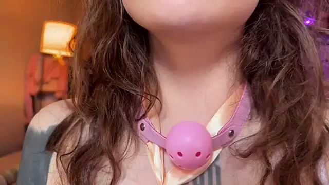Damsel__ webcam