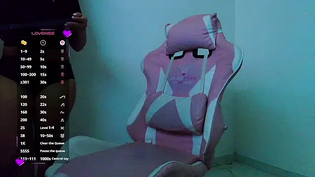 shopiaa_m2 webcam