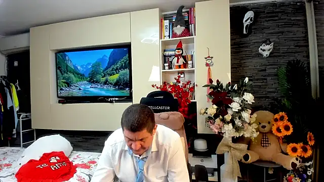 SpartacusDaddy48 webcam