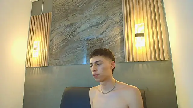 KENNY_HANK