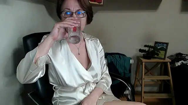 katemodel webcam