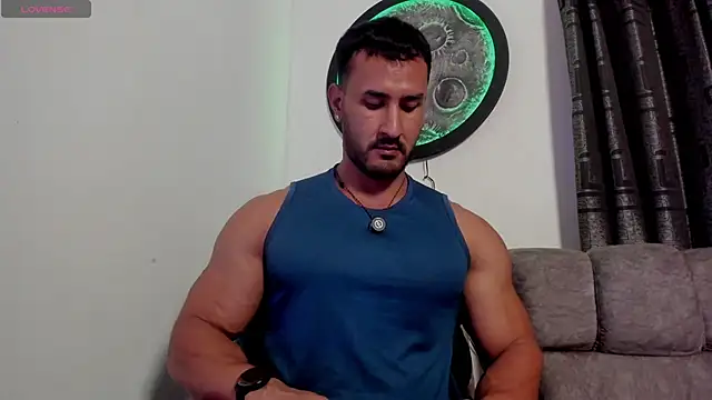 curt_xxx live cam
