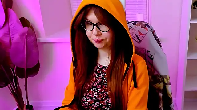 CarolGiggly webcam