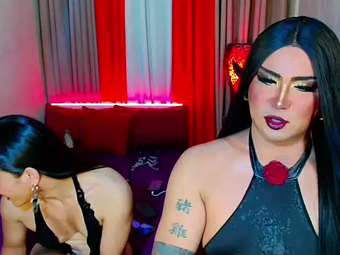 Incredible_Shemale webcam
