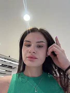 MiraReach live sex cam