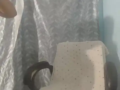 cute-priy webcam