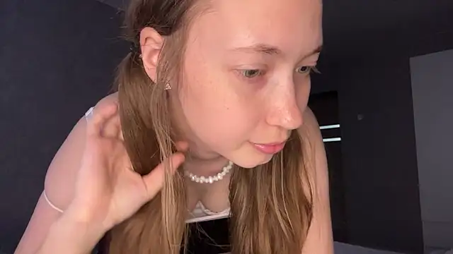 Emily_Mur_ webcam