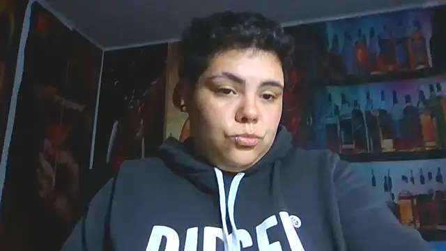 Hailey_Curvy pussy close up cam