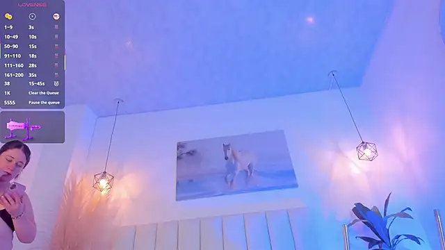 Emily_Queen live brunette cam