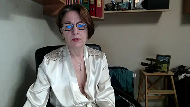 katemodel webcam