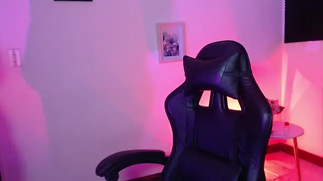 Ivvy_Bloom webcam