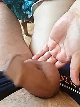 MadaamJizz_DickLewd webcam