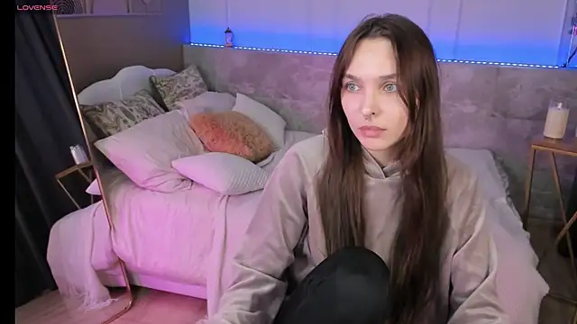 ChloeSunny webcam