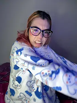 Valen-Foxx1 webcam