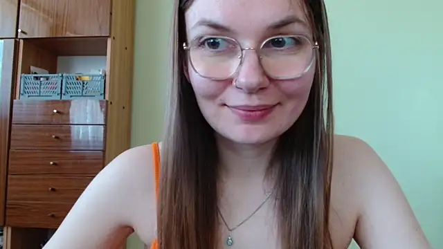 LooveELLYx webcam