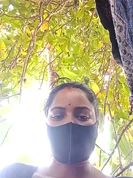 kajalbhabhi44 webcam