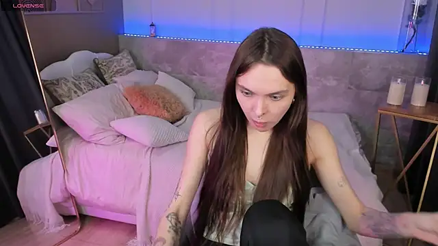 ChloeSunny webcam