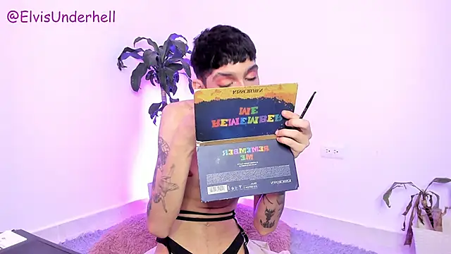 Varya_Ferreira webcam