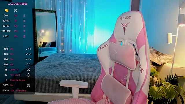 AdeleRoberts webcam