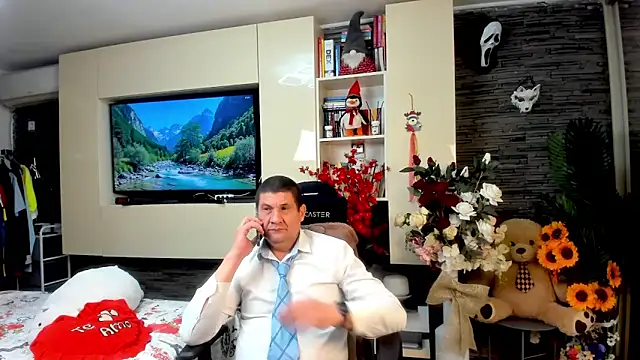 SpartacusDaddy48 webcam