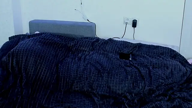 Dark_Moni webcam