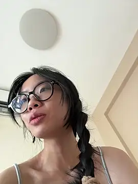 PetiteTight webcam