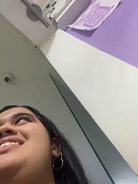 AnniJones webcam