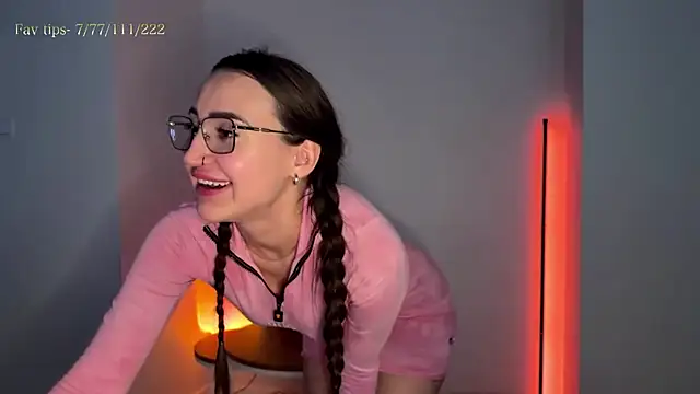 Lilith_Lure webcam