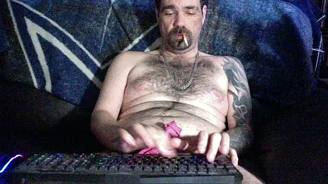 KinkyTOMan webcam